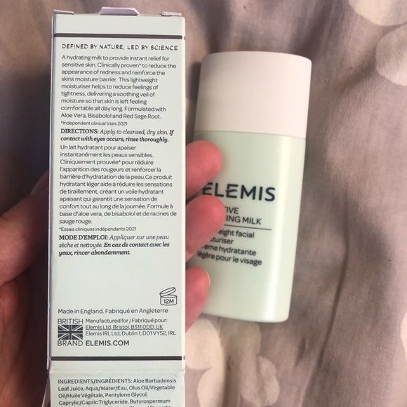 Elemis sensitive soothing milk 50ml light weight moisturizer - Picture 3 of 6
